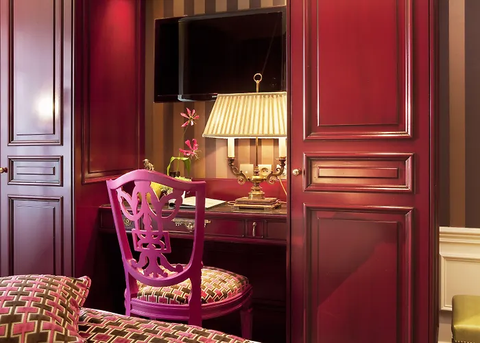 La Maison FavartHotel Parijs